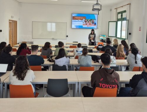 La EUTL impulsa la movilidad estudiantil con la charla de la Directora de Movilidad de la ULPGC