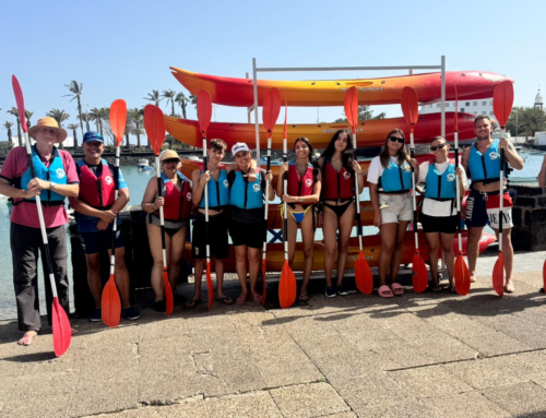 La EUTL participa en una sesión de kayak de mar en Arrecife